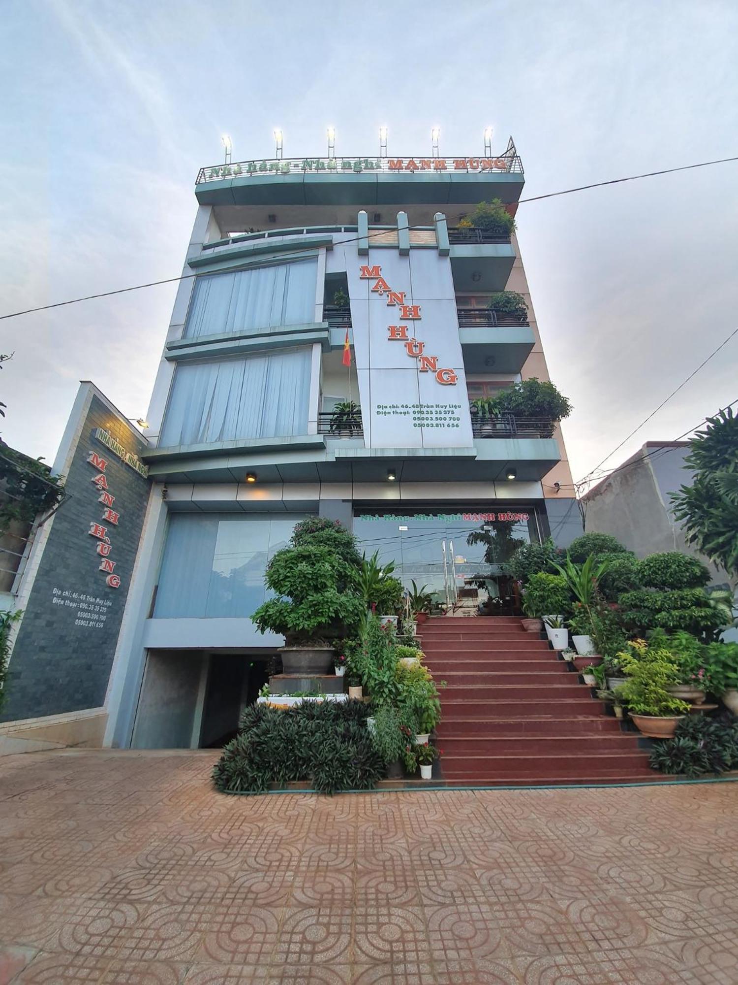 Manh Hung Hotel Buon Ma Thuot Exteriér fotografie