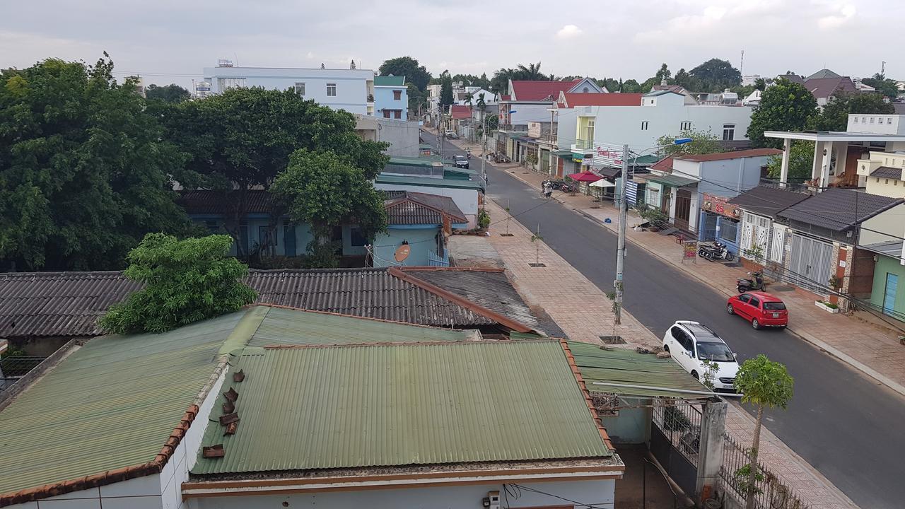 Manh Hung Hotel Buon Ma Thuot Exteriér fotografie