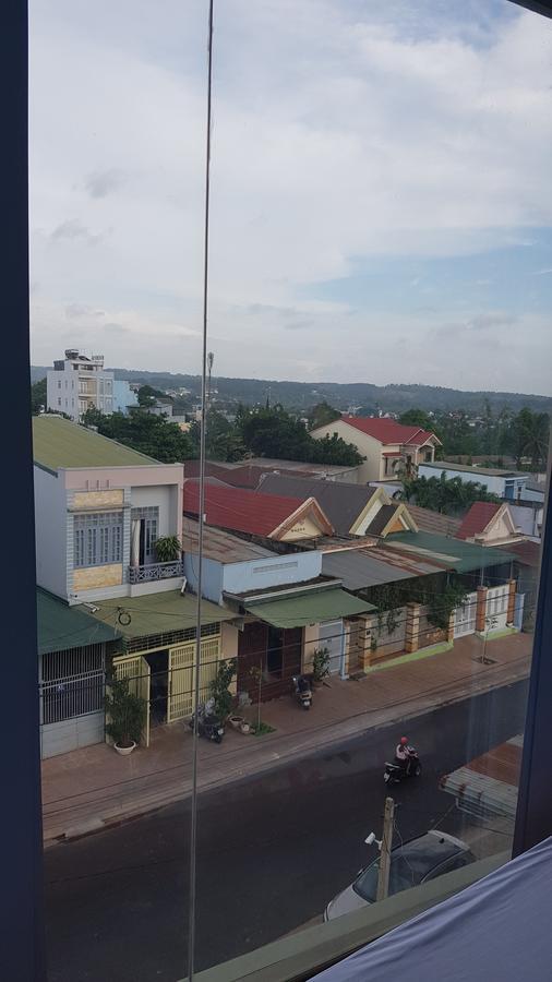 Manh Hung Hotel Buon Ma Thuot Exteriér fotografie